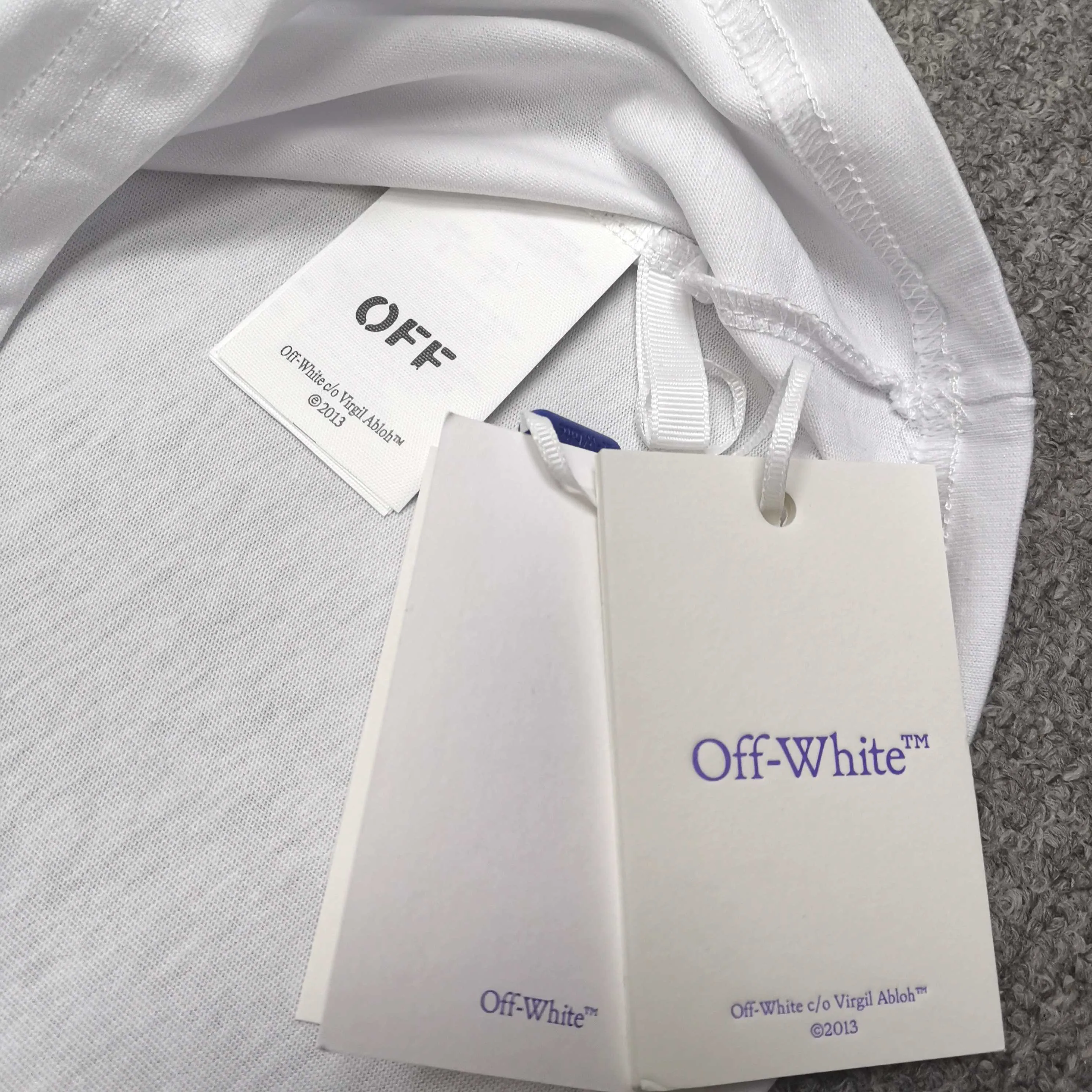 Off white top version, new Dragon's Legend loose version short-sleeved T-shirt Size: S M L XL Color: Black White p240